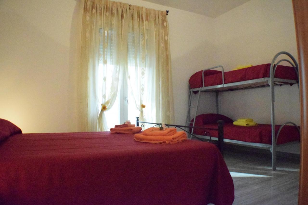 Dolcesosta B&B Marina Di Pulsano Экстерьер фото